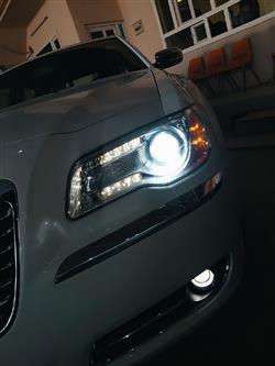 كرايسلر 300